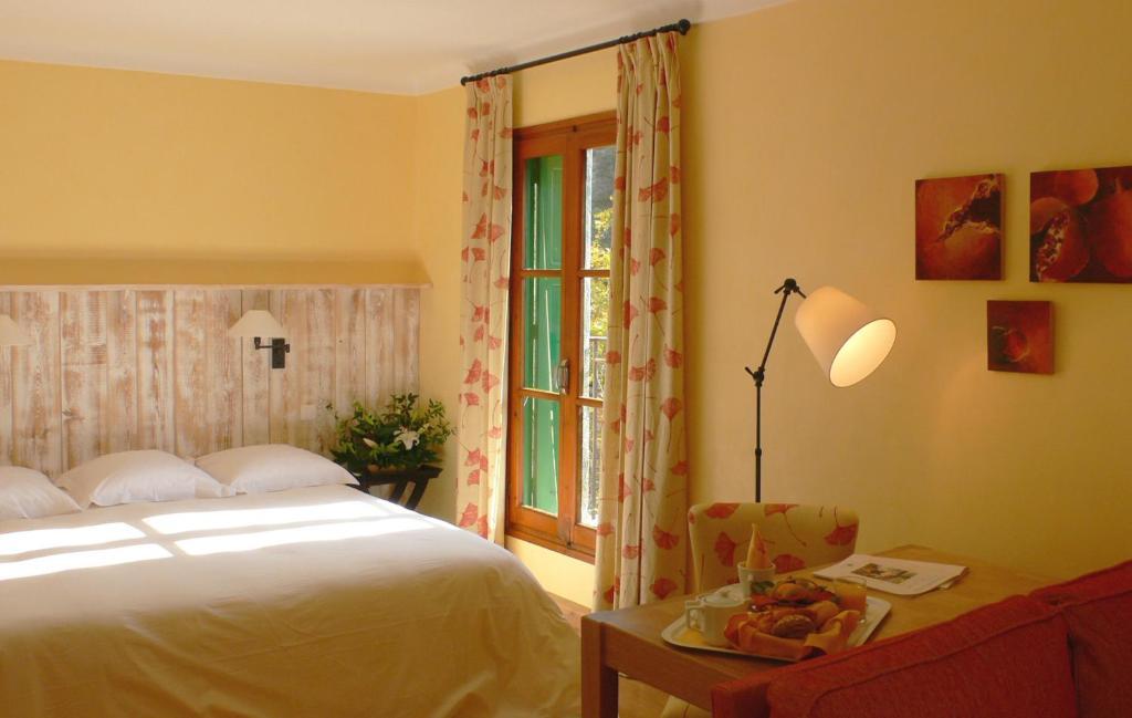 Le Grand Hotel Moltig les Bains Phòng bức ảnh
