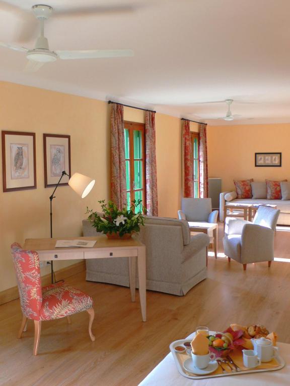 Le Grand Hotel Moltig les Bains Phòng bức ảnh